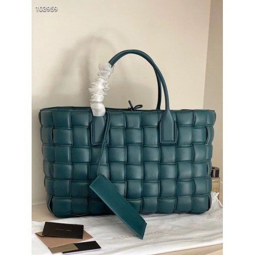 Bottega Veneta Maxi Intreccio BVTB-351